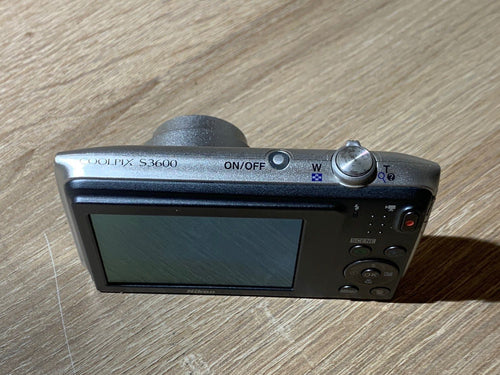 Compact Digital Camera 0874 Nikon Coolpix S3600