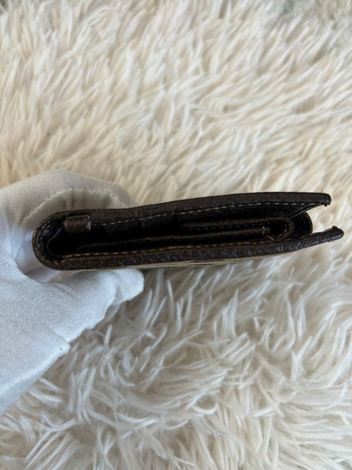 Gucci Bifold Wallets Gg