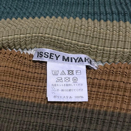 Issey Miyake Long Sleeve
