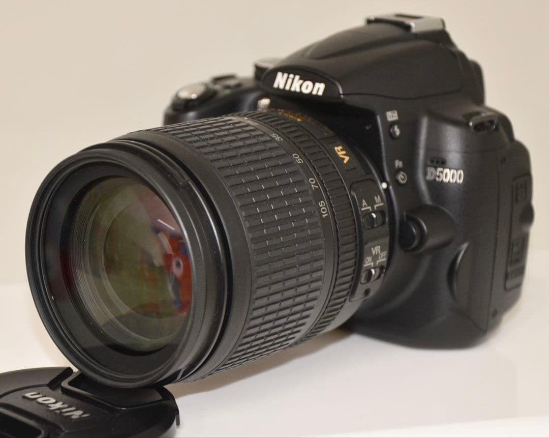 Nikon Digital Slrs Nikond5000 18-105Mmvr 3,889