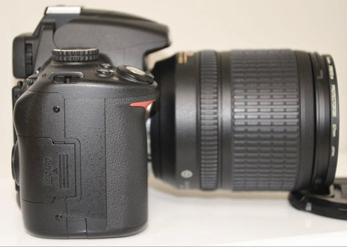 Nikon Digital Slrs Nikond5000 18-105Mmvr 3,889