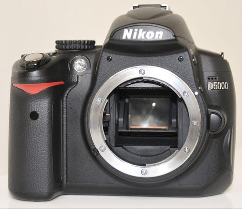 Nikon Digital Slrs Nikond5000 18-105Mmvr 3,889