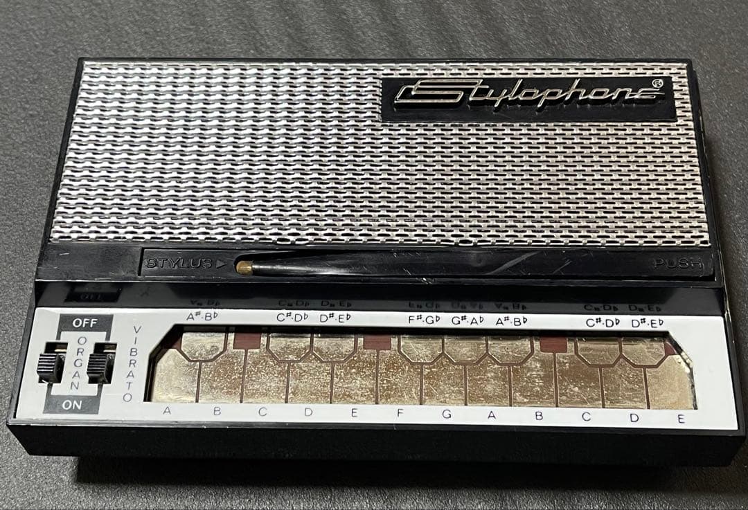 Analog Synthesizer Stylophone 1970