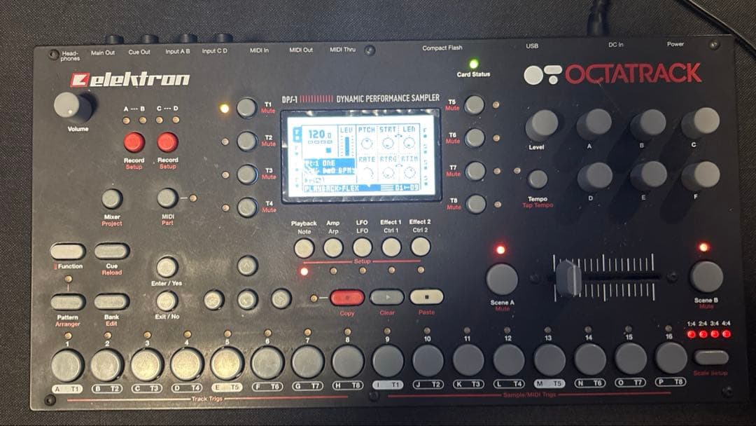 Rhythm Machine Elektron Octatrack