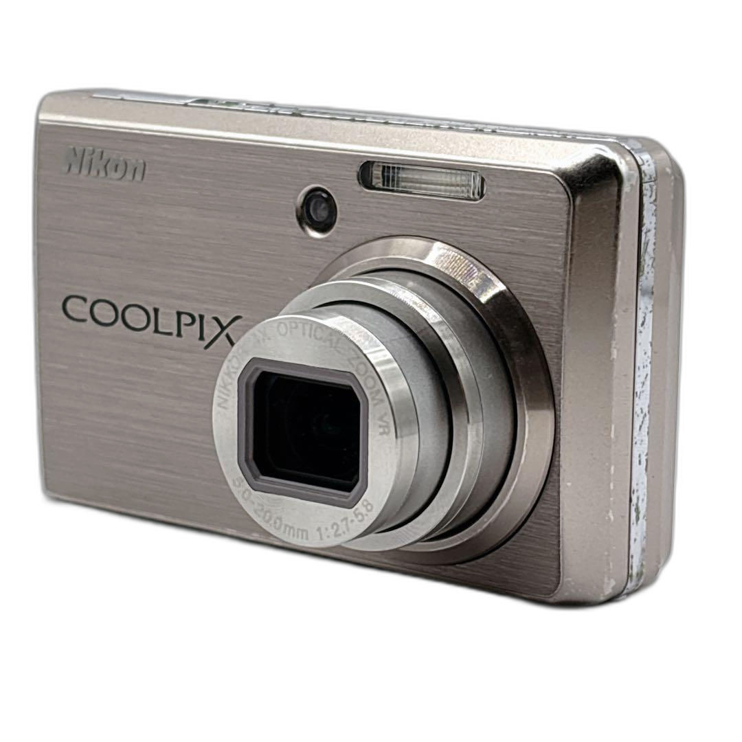 Nikon Compact Digital Camera Coolpix S600 Y2K
