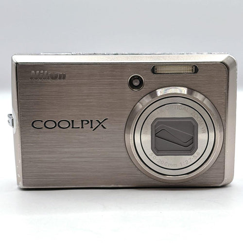 Nikon Compact Digital Camera Coolpix S600 Y2K