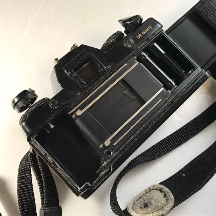 Contax Slr Cameras (Film) 139 Quartz Body Jack