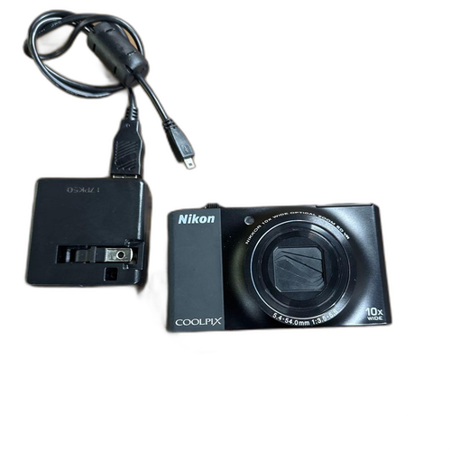 Nikon Compact Digital Camera Coolpix S800