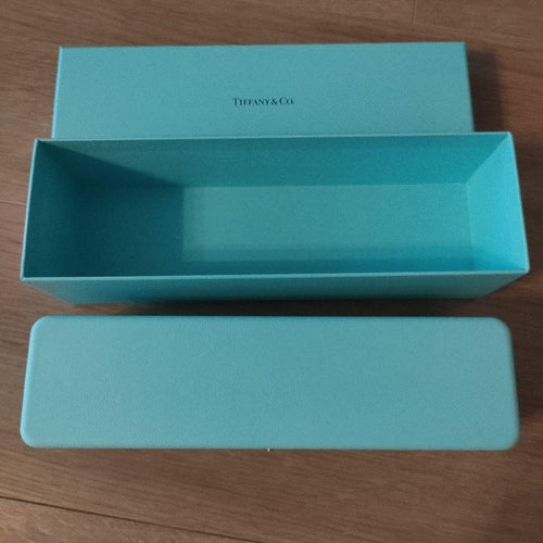 Tiffany Cases, Boxes Containers Co.