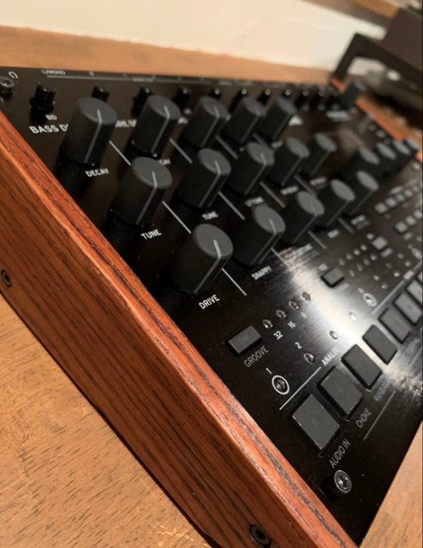 Korg Hardware Instruments Drum Lounge