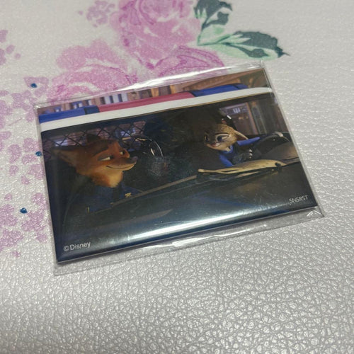 Pins, Pin Badges, Can