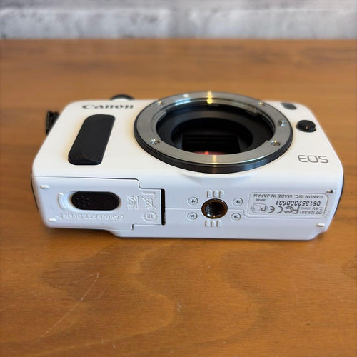 Canon Mirrorless Interchangeable Lips Eos M 2