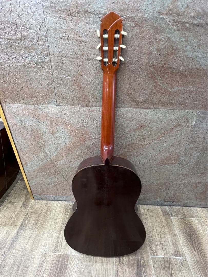 Yamaha Classical Guitars G-120D G015