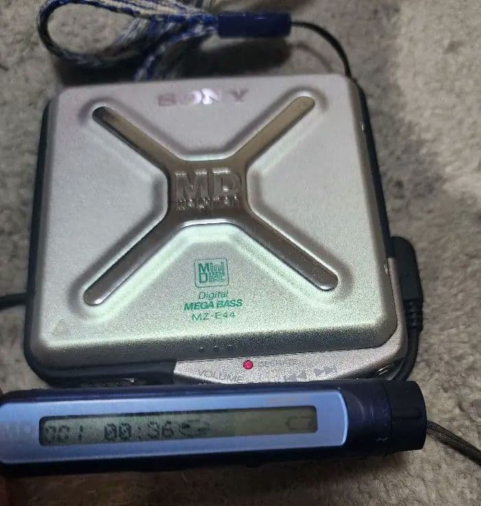 Sony Portable Md Player Mz-E44 Ok