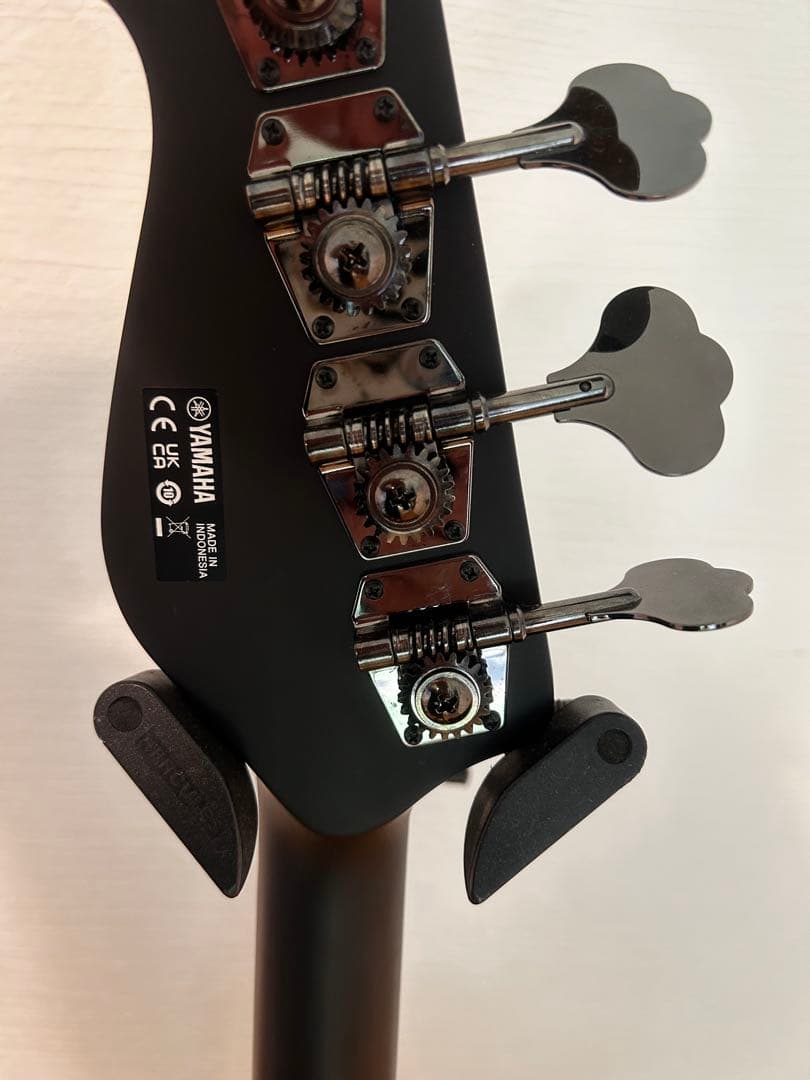 Yamaha Electric Basses Bb734