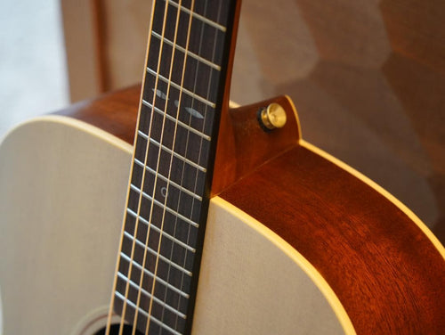Yamaha Acoustic Guitars Storia