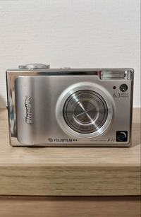 Fujifilm Compact Digital Camera Finepix F11
