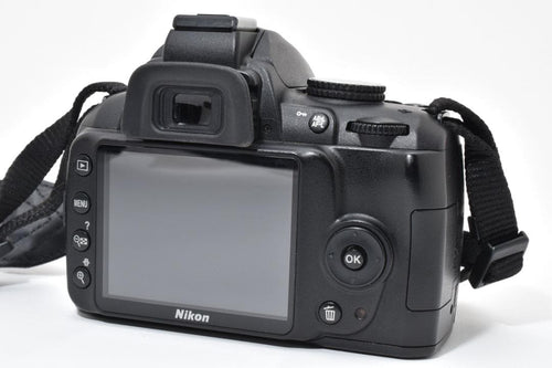 Digital Slr 4,719 D3000 #21380
