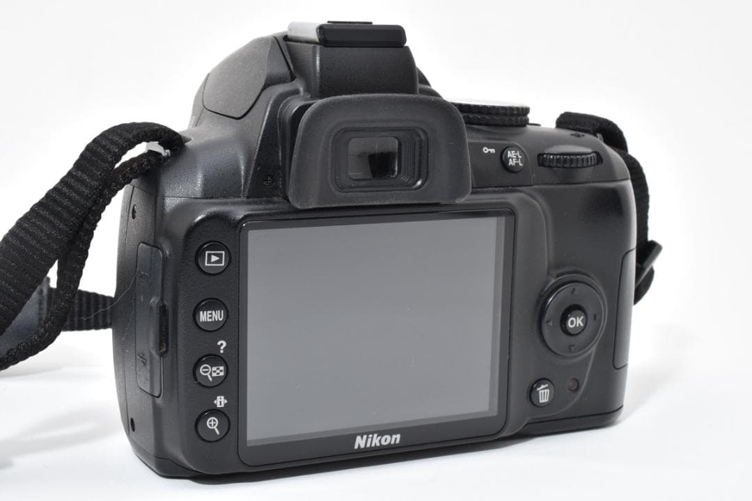 Digital Slr 4,719 D3000 #21380