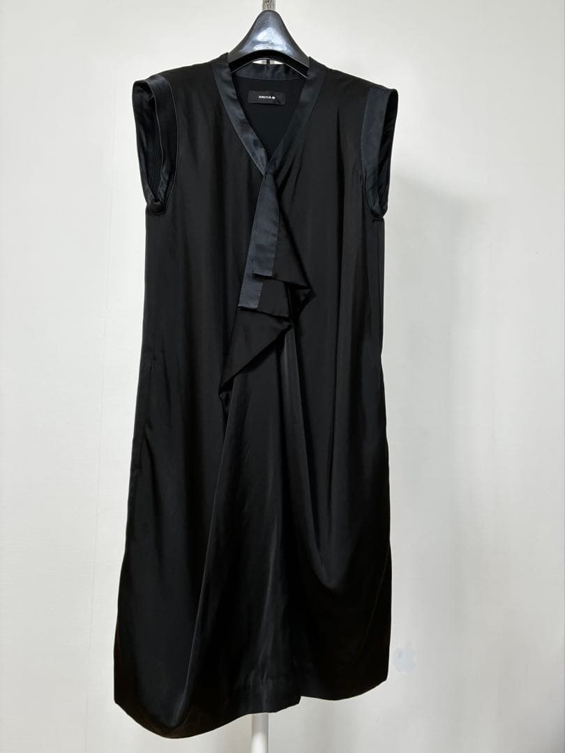 Bacca Sleeveless