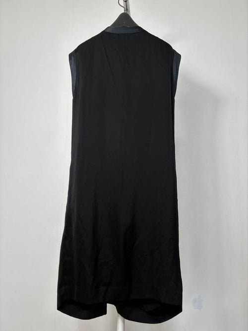 Bacca Sleeveless