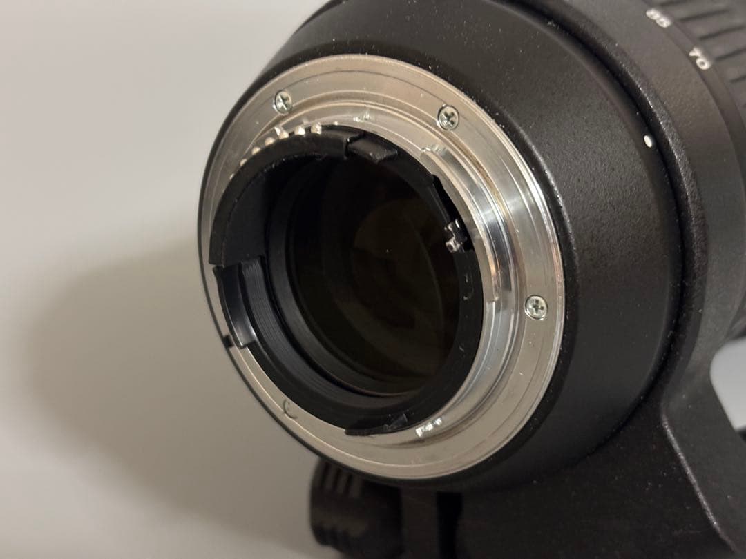 Tamron Lens (Zoom) 70-200Mm F2.8