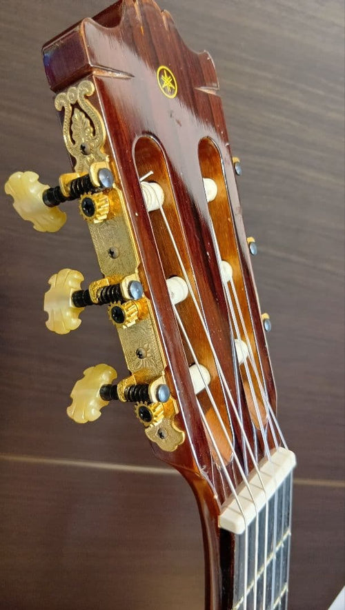 Yamaha Classical Guitars C-200