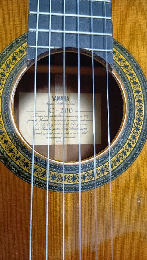 Yamaha Classical Guitars C-200