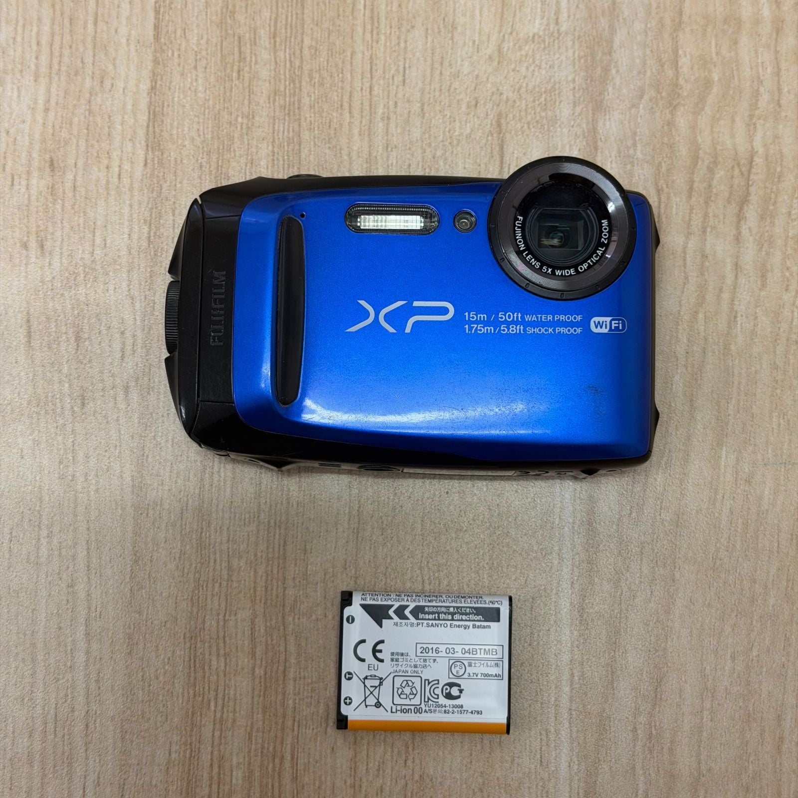 Compact Digital Camera Finepix Xp90