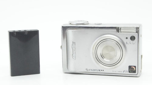 Compact Digital Cameras F2102 Fujifilm Finepix F11