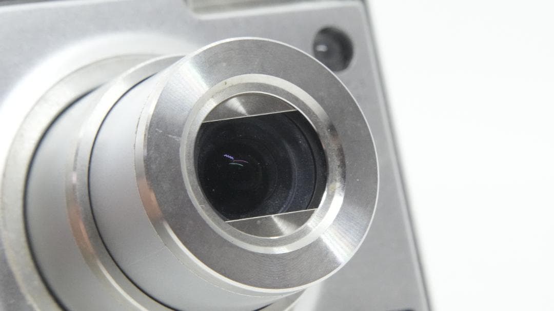 Compact Digital Cameras F2102 Fujifilm Finepix F11