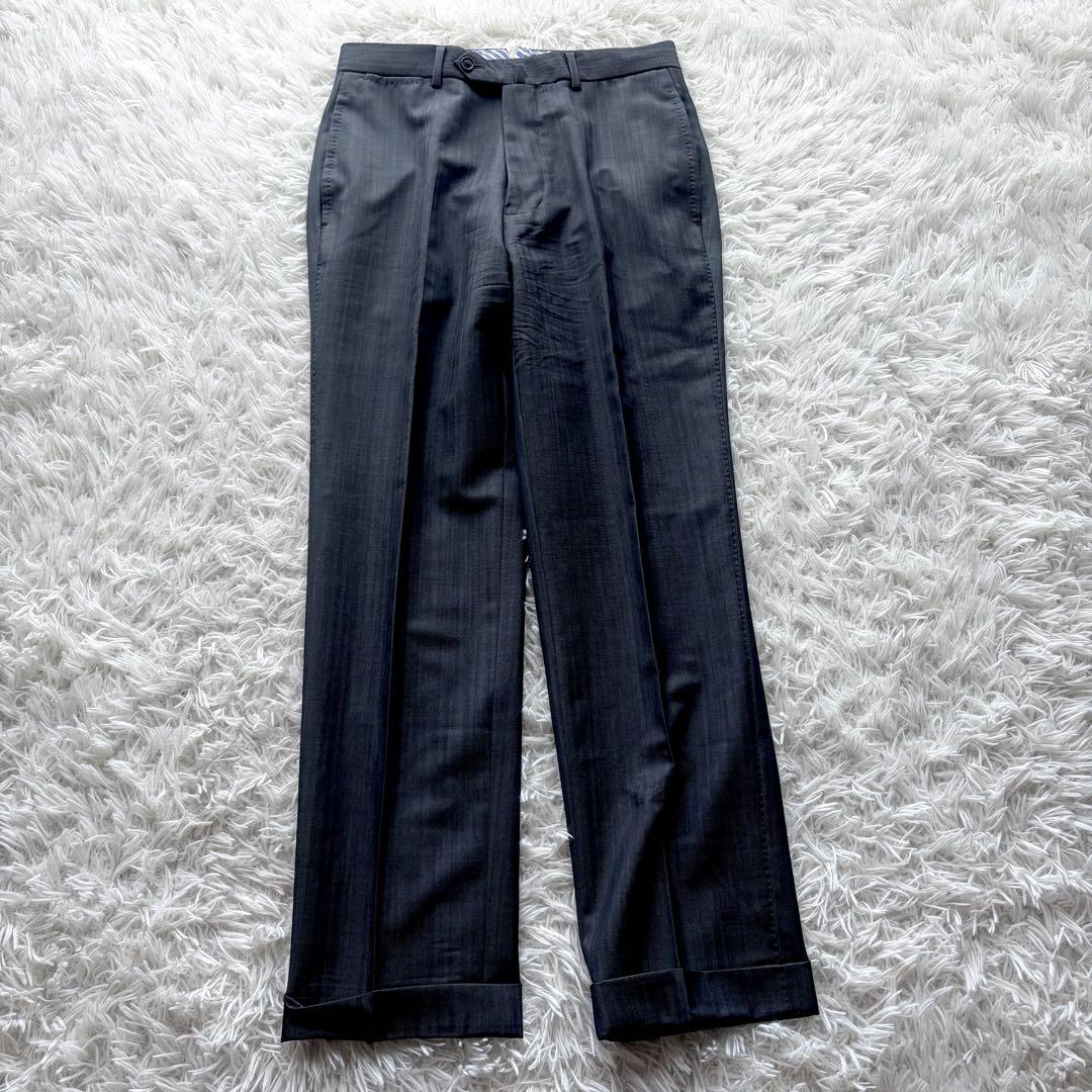 Tomorrowland Business Suit