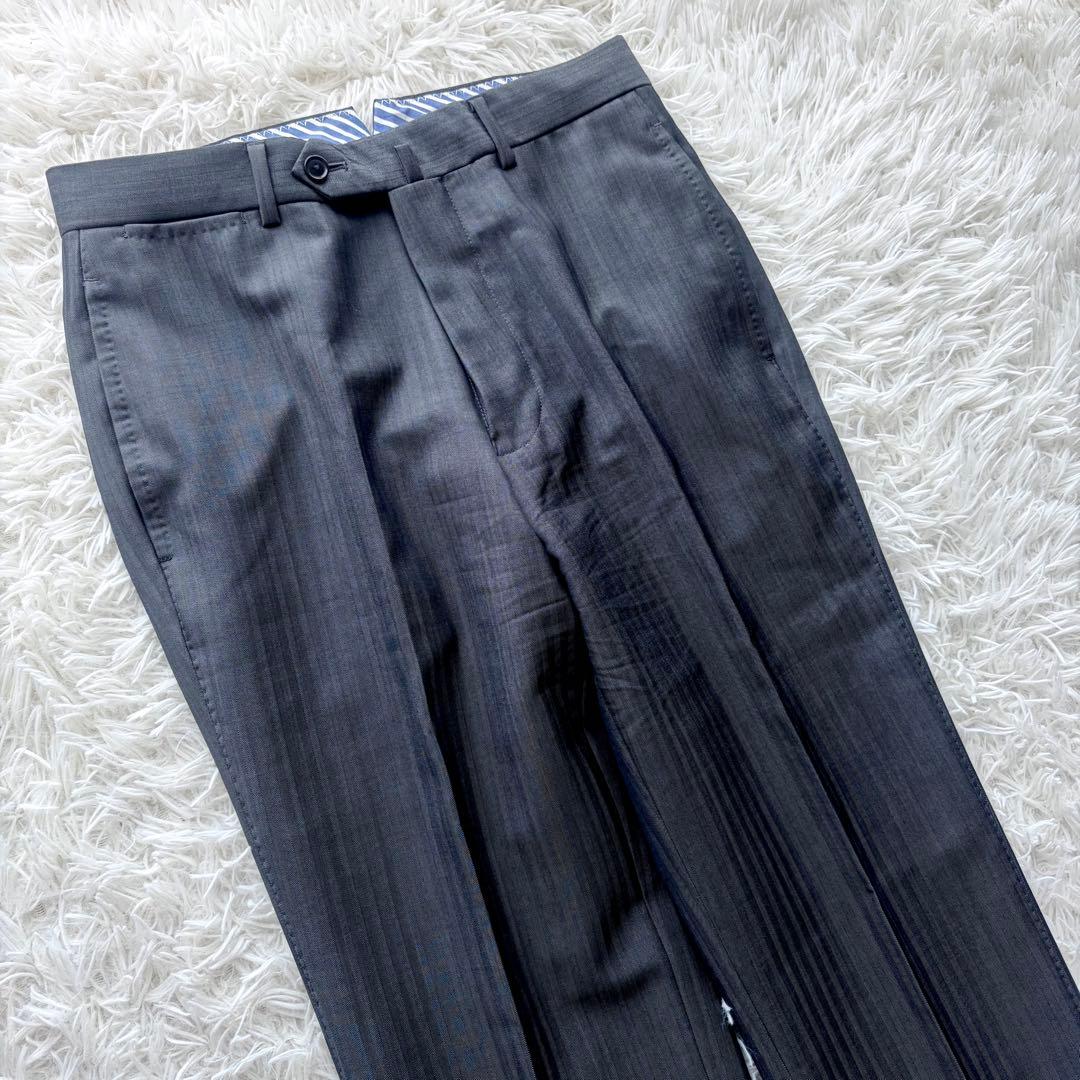 Tomorrowland Business Suit