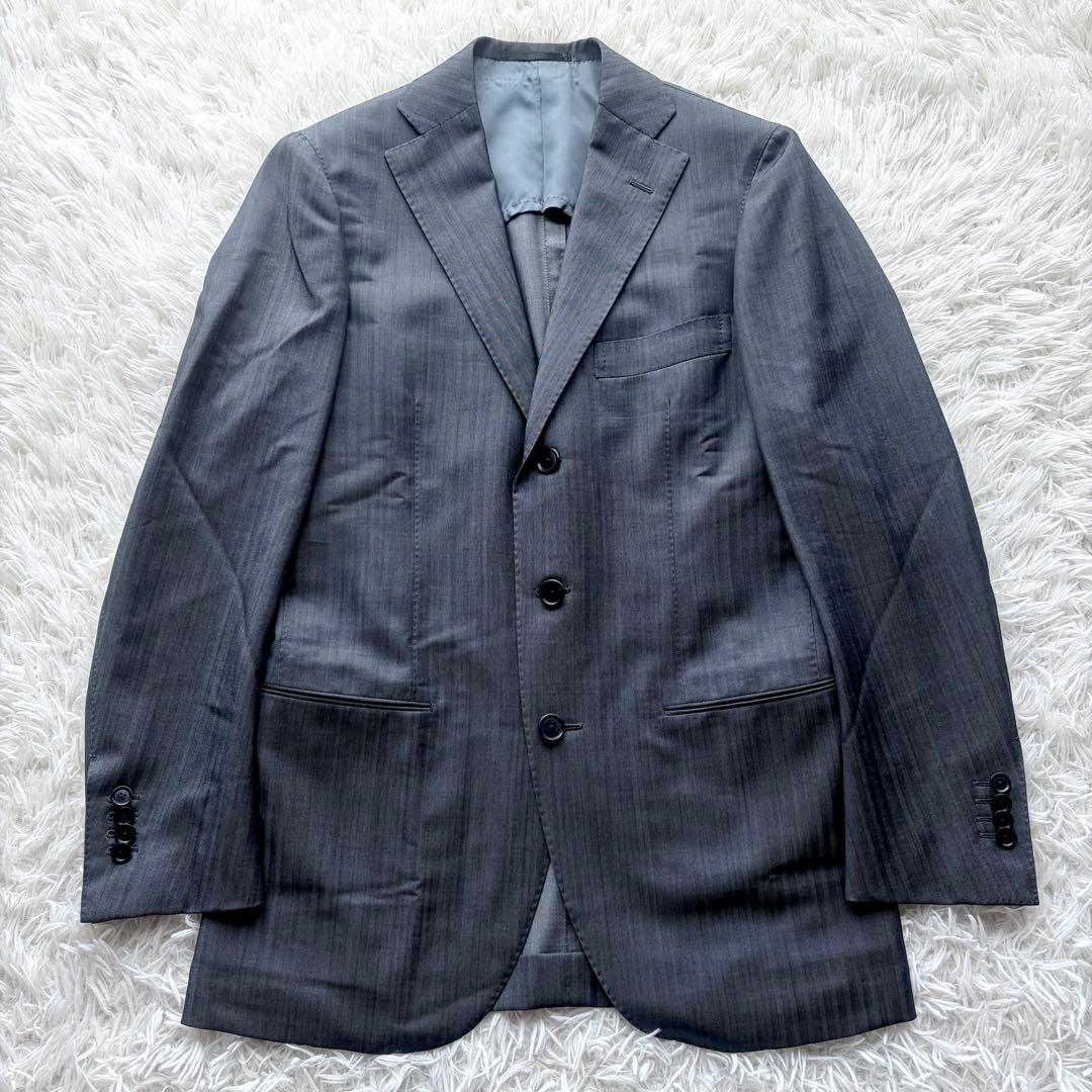 Tomorrowland Business Suit