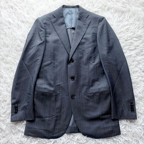 Tomorrowland Business Suit