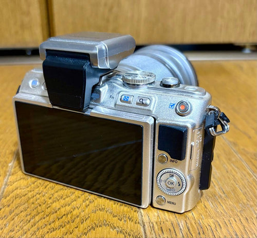 Olympus Mirrorless Interchangeable Lens Cameras Pen Lite E-Pl6 405