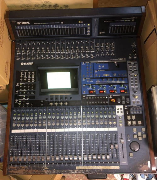 Yamaha Digital Mixer O2R96 Version 2