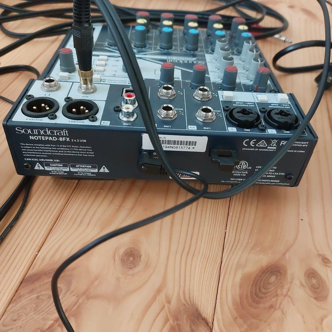 Analog Mixers Roland Cm-30 Soundcraft Notepad-8Fx