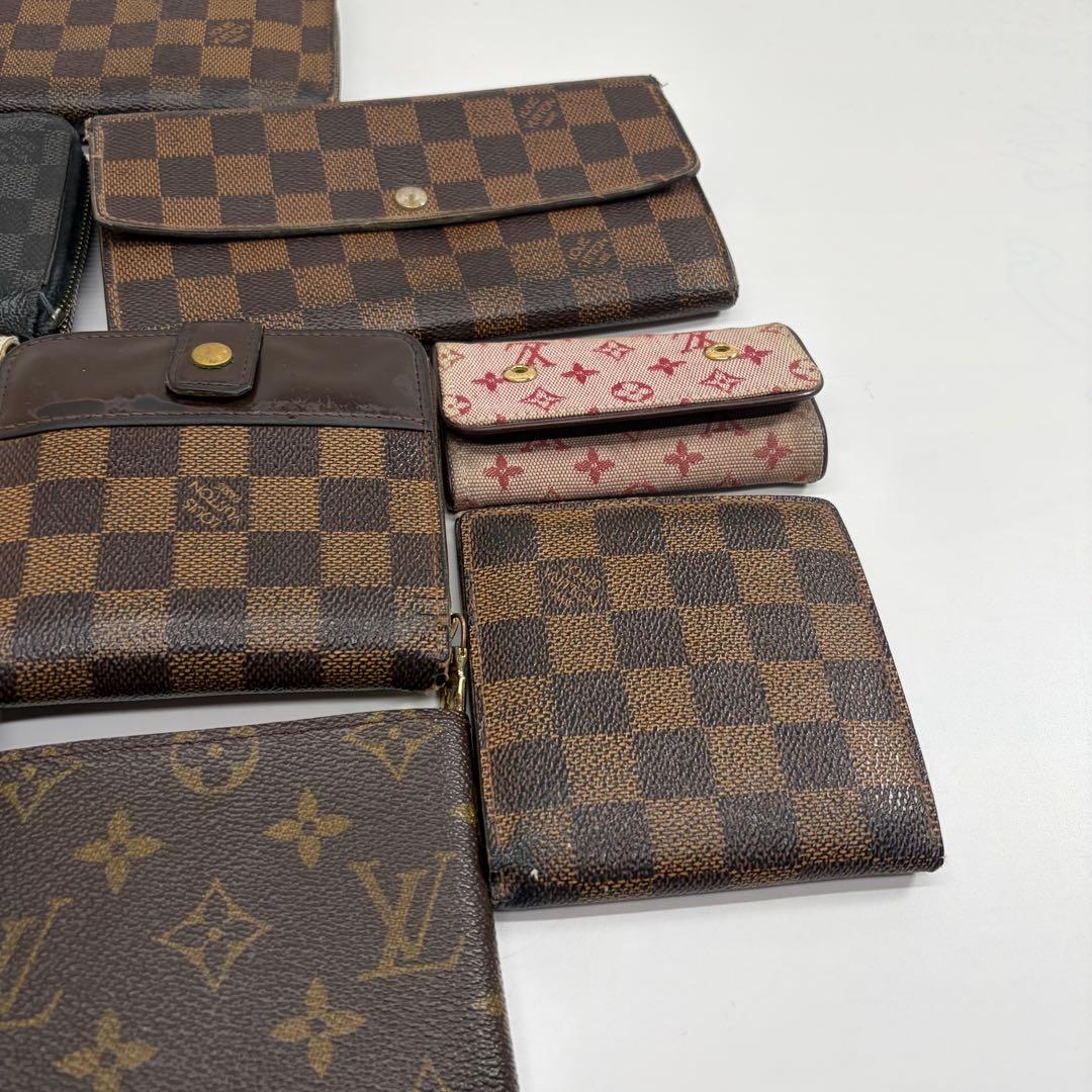 Louis Vuitton Long Wallets 9