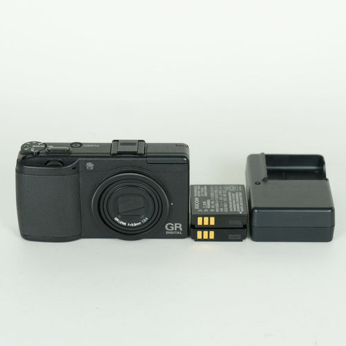 Ricoh Compact Digital Camera 5,430 Gr Ii