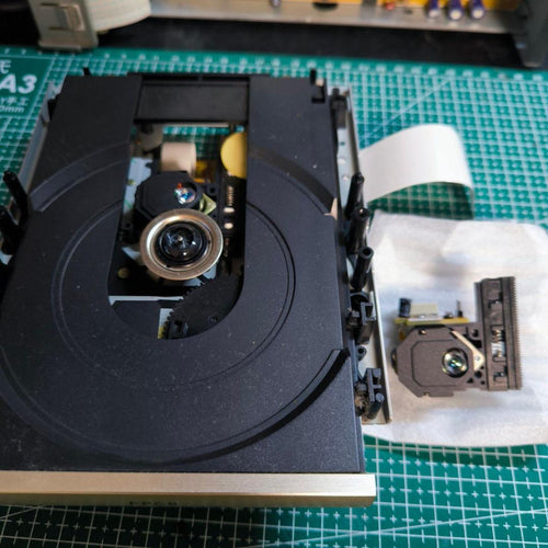 Cd Sacd Players Onkyo C-711M