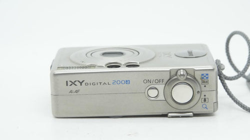Compact Digital Cameras F3215 Canon Ixy 200A