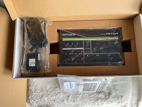 Roland Midi Interfaces /Aira Sbx-1 Sync Box