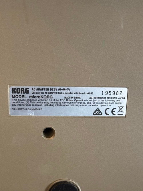Korg Analog Synthesizer Micro Ok
