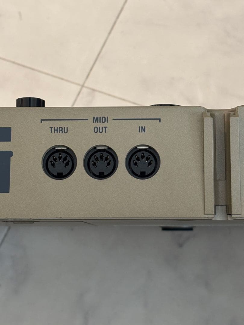 Korg Analog Synthesizer Micro Ok