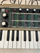 Korg Analog Synthesizer Micro Ok