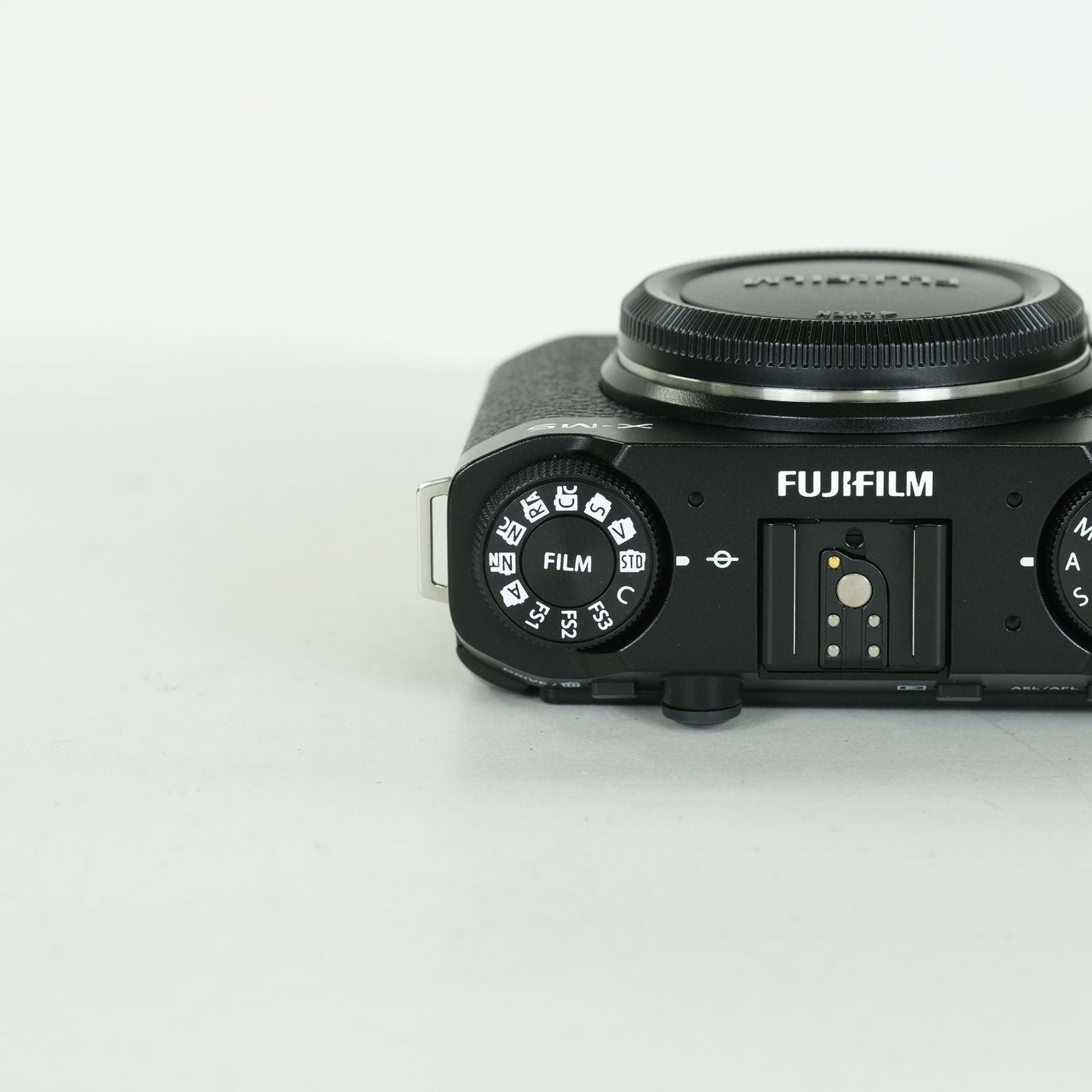 Fujifilm Mirrorless Interchangeable Lips 1,000 X-M5 X
