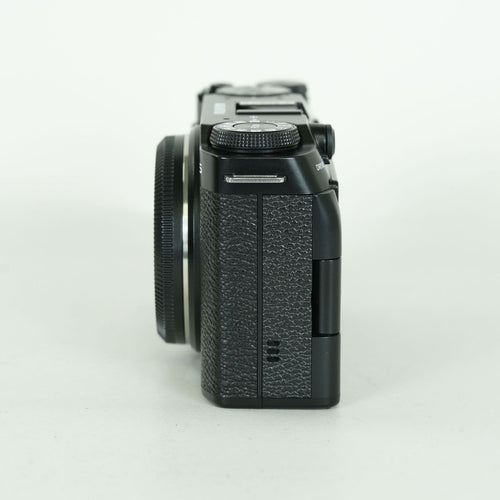 Fujifilm Mirrorless Interchangeable Lips 1,000 X-M5 X