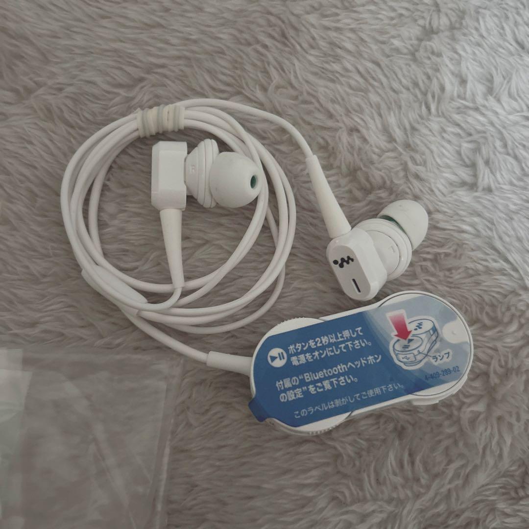 Sony Wireless Earphones Mdr-Nwbt10N