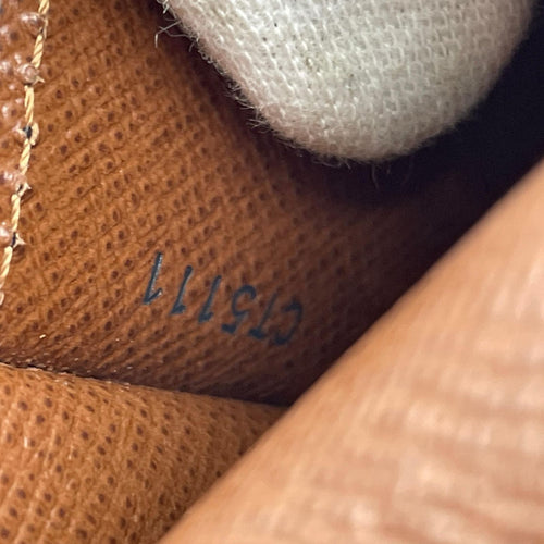 Louis Vuitton Others M63024